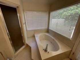 6700 N Kirby Oaks - for rent 38119