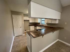 7901 Deer Trail Ln - for rent 38133