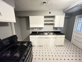 829 Alida Ave - for rent 38106