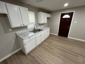 865 Haynes St - for rent 38114