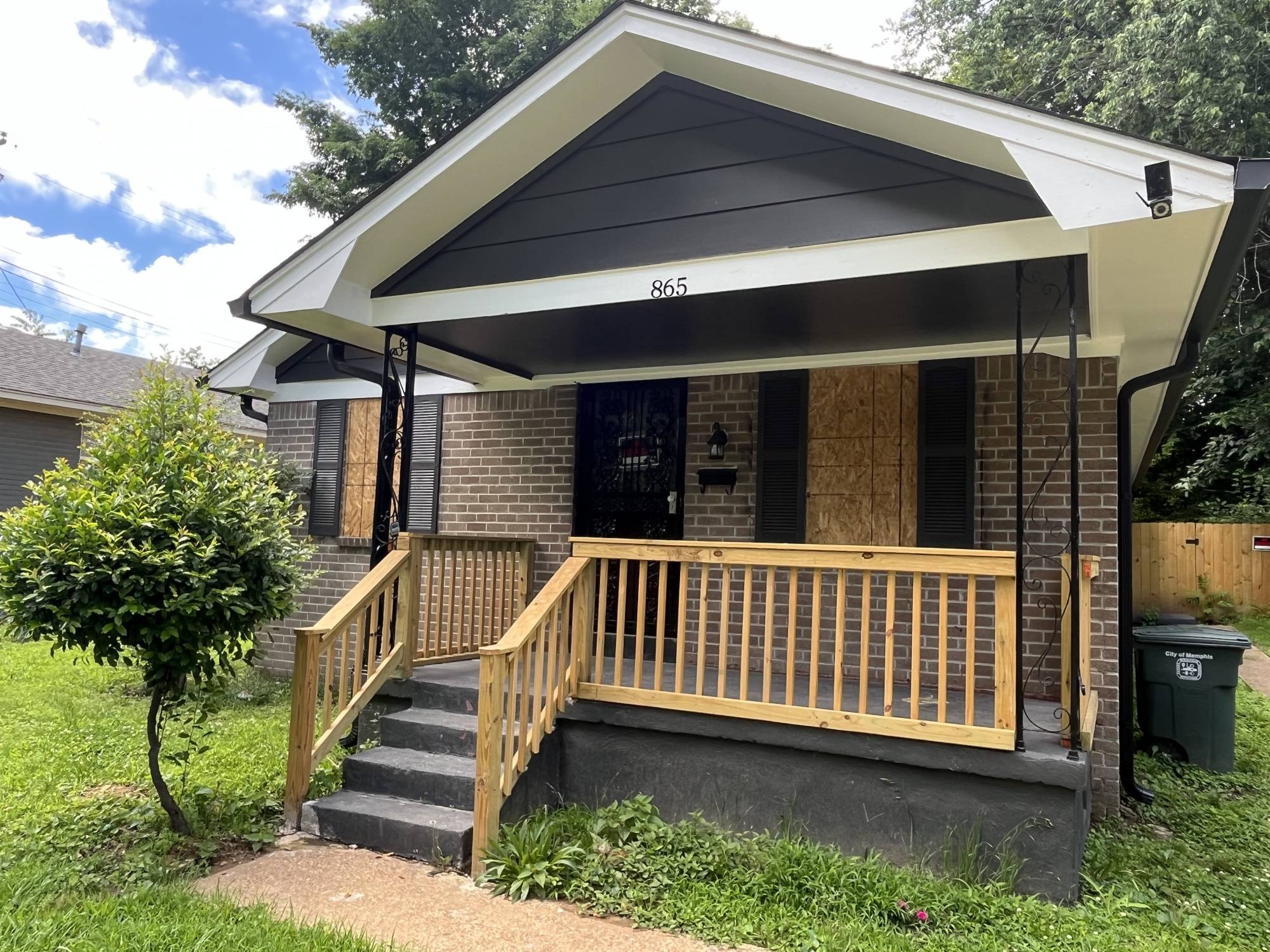 865 Haynes St Memphis TN 38114
