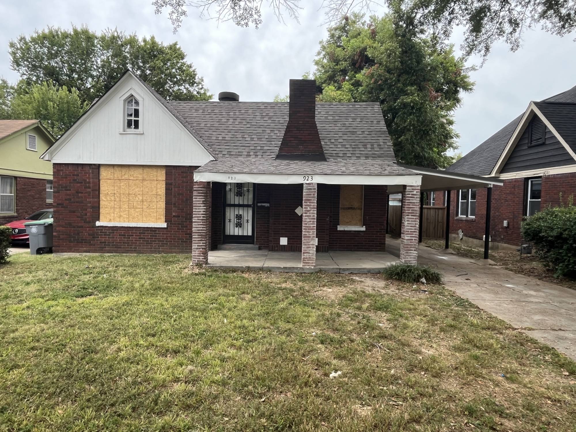 923 Garland St Memphis TN 38107