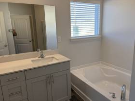 85 Burr Oak Cv - for rent 38060