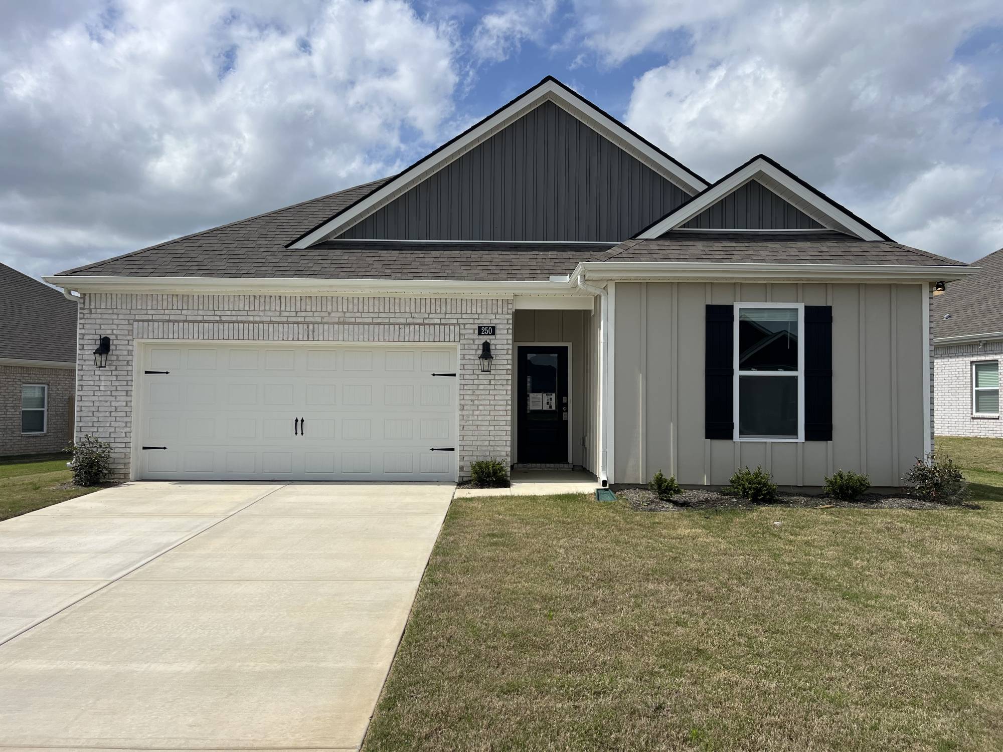 250 Kipling Dr Oakland TN 38060