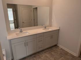 55 Burr Oak Cv - for rent 38060