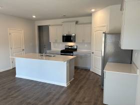 85 Burr Oak Cv - for rent 38060